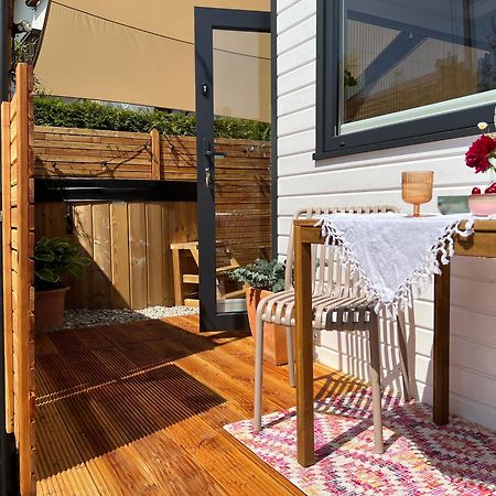 Tiny House Gaensebluemchen Villa Kirchanschoring Ngoại thất bức ảnh